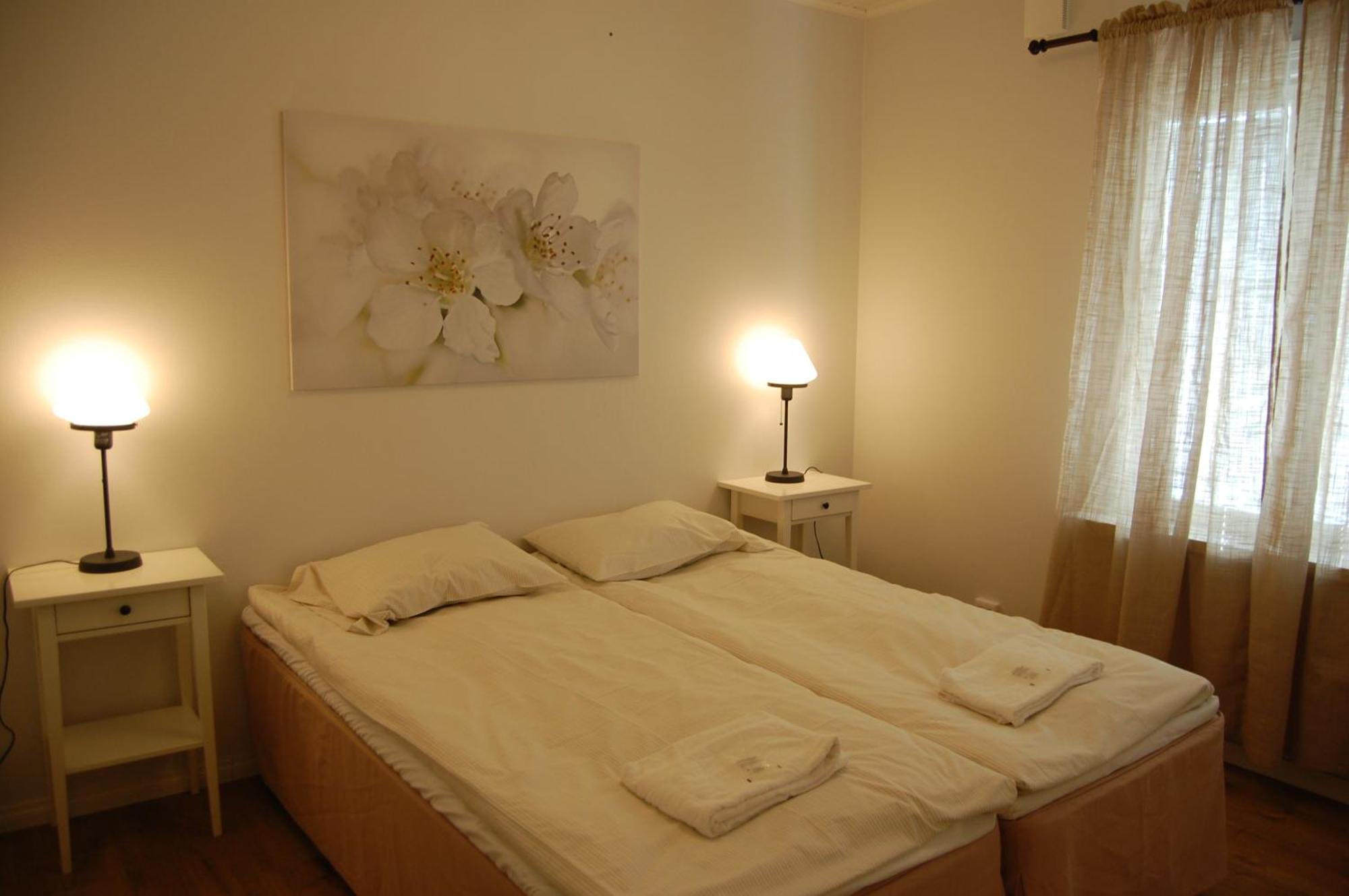 Bjaerkas Golf & Country Club Apartman Nivelax Szoba fotó