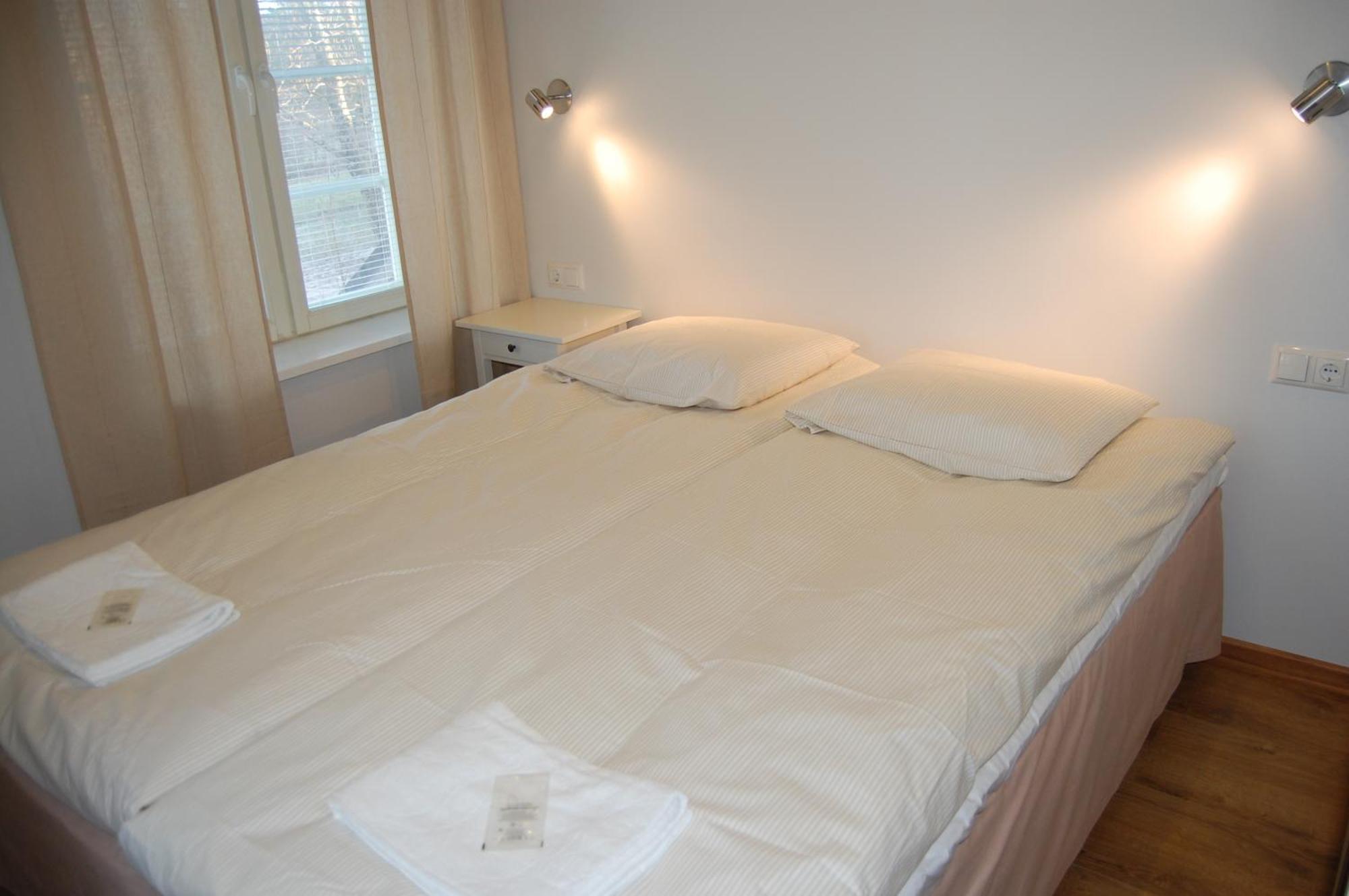 Bjaerkas Golf & Country Club Apartman Nivelax Szoba fotó